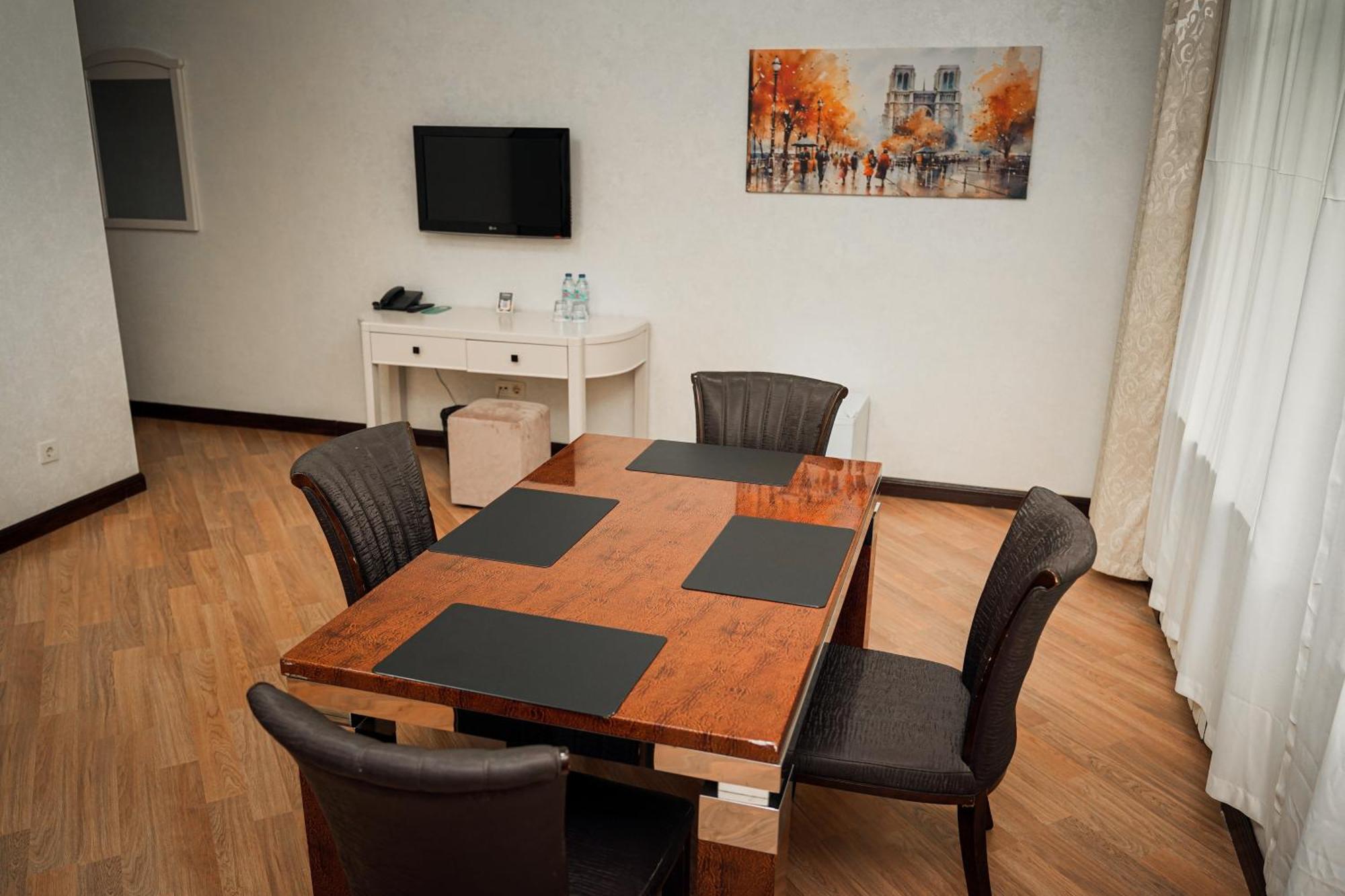 Safran Hotel Baku Zewnętrze zdjęcie